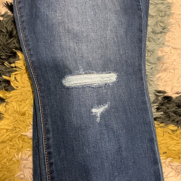 Old Navy Pop Icon Skinny Distressed Jeans Size 18 Tall NWT - Picture 6 of 9